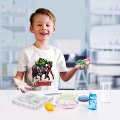 Skoodle Avengers Creative Kids Soap Making Kit, DIY Science Activity Kit for 8 Years and Above Old Boys and Girls, Fun and Educational DIY Activity  STEM kit, Perfect For Gifting